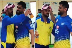 వీడ్కోలు పలికిన అనంతరం నేను, ధోనీ వెక్కివెక్కి ఏడ్చాం: రైనా