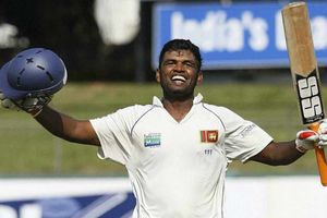 అంత‌ర్జాతీయ క్రికెట్‌కు రిటైర్మెంట్‌ ప్రకటించిన స్టార్ క్రికెటర్‌!!