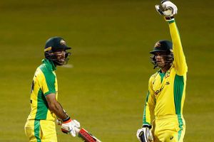 సిక్సర్లతో బెంబేలెత్తించిన మాక్స్‌వెల్‌.. భారీ టార్గెట్‌ ఛేదించిన ఆసీస్‌.. వ‌న్డే సిరీస్‌ సొంతం!!