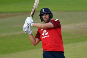 టీ20 ర్యాంకింగ్స్‌లో నంబర్‌వన్‌ స్థానం.. అయినా జట్టులో దక్కని చోటు!!