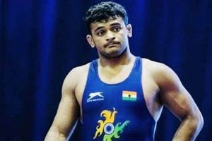 స్టార్‌ రెజ్లర్ దీపక్‌ పునియాకు కరోనా!!