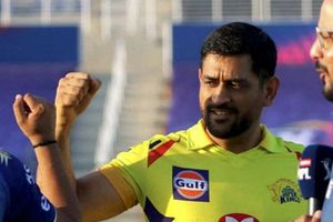 ధోనీ న్యూలుక్‌పై నెటిజన్ల ఆసక్తి.. గూగుల్‌లో ఒకటే వెతుకులాట!