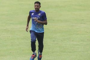 ఐపీఎల్‌లో ఆడేందుకు ముస్తాఫిజుర్‌‌కు అనుమతి నిరాకరించిన బంగ్లా క్రికెట్ బోర్డు