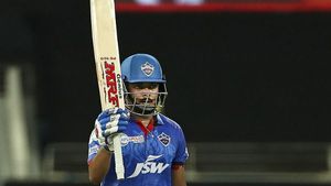 CSK vs DC: చెలరేగిన పంత్, షా.. చెన్నై సూపర్ కింగ్స్‌కు భారీ లక్ష్యం