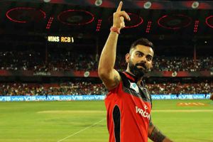 Royal Challengers Bangalore కథ మారేనా.. జట్టు బలాలు, బలహీనతలు, ప్లే ఆఫ్స్ అంచనా!!