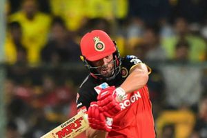 RCB vs KKR: ఏబీ డివీలియర్స్‌ 73 నాటౌట్.. ఐపీఎల్ చరిత్రలో క్రిస్ గేల్ రికార్డు బ్రేక్!!