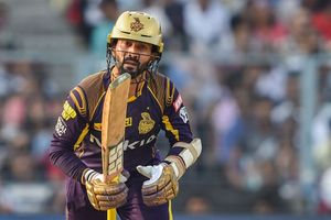 కేకేఆర్ కెప్టెన్సీ బాధ్యతల నుంచి తప్పుకున్న దినేశ్ కార్తీక్.. కొత్త సారథి ఎవరంటే?