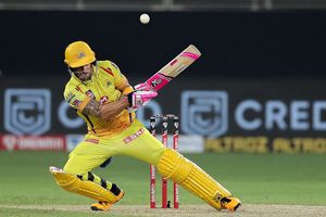 Chennai Super Kingsకు భారీ షాక్.. ఫామ్ బ్యాట్స్‌మన్‌కు గాయం?!!