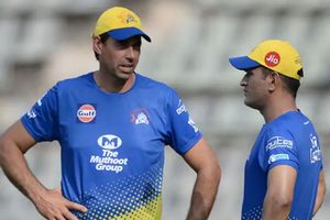 ధోనీని ఓపెనర్‌గా ఆడించాలా? ఏంది.. చెన్నై కోచ్ స్టీఫెన్ ఫ్లేమింగ్ సెటైర్స్!