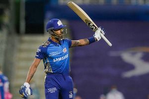 ఐపీఎల్‌లో ఆపని చేసిన తొలి ఆటగాడు.. హార్దిక్ పాండ్యాపై ప్రశంసలు!!