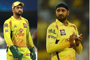 సీఎస్‌కేతో కాంట్రాక్ట్ రద్దయింది.. ధోనీపై హర్భజన్‌‌సింగ్‌కు నోరులేస్తుంది.. ఫ్యాన్స్ ఫైర్