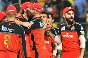 విజయ గర్వం తలకెక్కిందా? ఢిల్లీ చేతిలో ఆర్‌సీబీ ఓటమికి కారణాలు ఇవేనా?