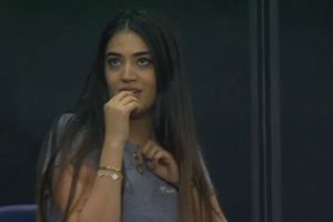 MI vs KXIP: థ్రిల్లింగ్ మ్యాచ్‌లో మెరిసిన ఈ బ్యూటీ ఎవరు?