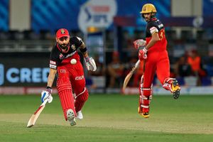 KKR vs RCB: అయ్యోరామ.. ఆర్‌సీబీ గెలిచిన అనంతరం కూడా రన్ తీసిన కోహ్లీ (వీడియో)