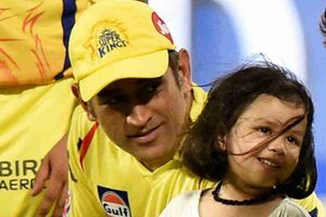 జీవా ధోనీపై అసభ్యకర కామెంట్లు చేసిన బాలుడు అరెస్ట్‌!!