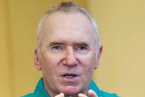 'ఐపీఎల్ జేబులు నింప‌డానికి త‌ప్ప ఎందుకూ ప‌నికిరాదు.. ఆ టోర్నీకి ఎవ‌రూ ప్లేయ‌ర్స్‌ని పంపించొద్దు'