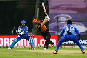 సన్‌రైజర్స్ ఓడినా.. ఐపీఎల్ ఫైనల్‌‌‌కు వెళ్లింది కూడా మన తెలుగు జట్టే!!