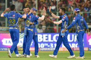 MI vs DC: నిప్పులు చెరిగిన బుమ్రా.. ఢిల్లీ ఢమాల్.. ఐపీఎల్ 2020 ఫైనల్లోకి ముంబై!!