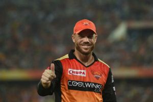SRH vs RCB: ఇప్పుడే చెప్పడం తొందరపాటే.. అయినా చెప్పేస్తున్నా: వార్నర్