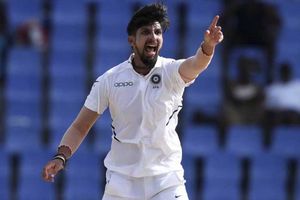 India vs Australia: టెస్టు సిరీస్ నుంచి ఇషాంత్ ఔట్.. సన్‌రైజర్స్ బౌలర్‌కు చోటు!!