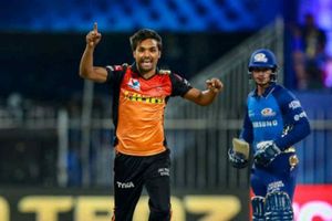 SRH vs MI: పోలార్డ్ మెరుపులు.. సన్‌రైజర్స్‌కు సునాయాస లక్ష్యం!!