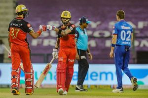 DC vs RCB: దేవదత్ పడిక్కల్ స్లో బ్యాటింగే కోహ్లీసేన ఓటమికి కారణమా?