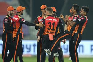 IPL 2020: చెన్నై, ముంబై తర్వాత ఆ ఘనతను అందుకున్నది సన్‌రైజర్సే!