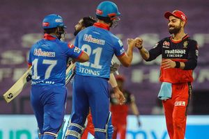 ప్లే ఆఫ్స్ క్వాలిఫై అవ్వడానికి కష్టపడ్డాం: విరాట్ కోహ్లీ