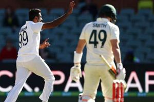 అశ్విన్ మాయ.. స్మిత్ డకౌట్! 38 పరుగులకే 3 వికెట్లు!