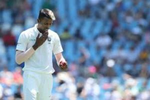 అలా అయితేనే హార్దిక్ పాండ్యా టెస్టు జట్టులో ఆడాలి: సెహ్వాగ్‌