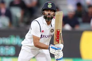 India vs Australia: అతి జాగ్రత్తే కోహ్లీసేన కొంపముంచిందా? ఘోర పరాజయానికి కారణాలు ఇవేనా?