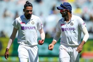 India vs Australia: నా తండ్రి కల నెరవేరింది.. మహ్మద్ సిరాజ్ భావోద్వేగం!