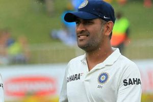 ఎంఎస్ ధోనీకి 'స్పిరిట్‌ ఆఫ్‌ ద డికేడ్‌'.. అవార్డుకు కారణం ఇదే!!