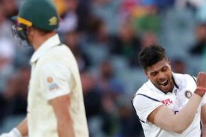 డే/నైట్ టెస్టులో ఆస్ట్రేలియా తొలిసారి ఇలా.. ఆ ఘనత టీమిండియాదే!!