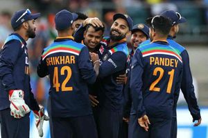 India vs Australia: 'నటరాజన్‌ రాక‌.. ఇక షమీకి జట్టులో స్థానం కష్టమే'