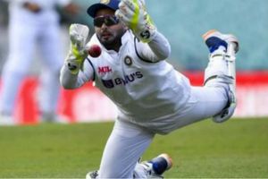 రిషభ్ పంత్‌ కీపింగ్‌పై పాంటింగ్ ఫైర్!