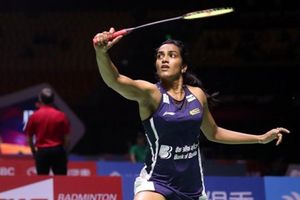 World Tour Finals: సింధు ఘన విజయం.. మళ్లీ ఓడిన శ్రీకాంత్‌!!