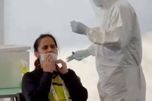 కరోనా లేదు.. సైనాకు లైన్‌ క్లియర్‌!! శ్రీకాంత్ ముక్కులో నుంచి రక్తం!