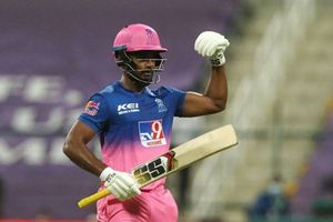 ఆ రెండు జట్లు సంజూ శాంసన్ ఇవ్వమన్నాయి.. అందుకే రాజస్థాన్ అలా చేసింది!