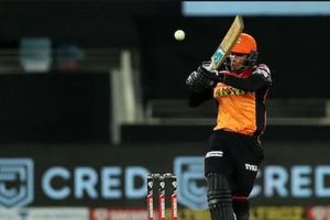 అభిషేక్ శర్మ, షెఫార్డ్ బ్యాటింగ్ వల్ల పంజాబ్ ముందు పర్వాలేదనిపించే టార్గెట్ ఉంచిన సన్ రైజర్స్