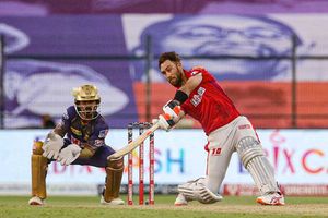 IPL 2021 Auction: స్టార్‌ ఆటగాళ్లపై ఫ్రాంఛైజీల కన్ను! ఫేవరెట్లుగా మ్యాక్స్‌వెల్‌, మలన్, అజారుద్దీన్‌!