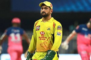 IPL 2021: తొలి క్రికెటర్‌గా ఎంఎస్ ధోనీ అరుదైన రికార్డు!!