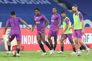 ISL 2020 21: ఒడిశాతో ఈస్ట్ బెంగాల్‌ ఢీ.. చివరి మ్యాచ్‌లో విజయం ఎవరిది?