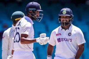 రిషభ్ పంత్ నీ ఆట మార్చుకోవద్దు.. కానీ ఆ ఒక్కటి తెలుసుకో: పుజారా