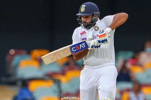 India vs England: భారత్ గెలవాలంటే.. రోహిత్ శర్మతో సహా ఆ ఇద్దరిపై వేటు వేయాలి!