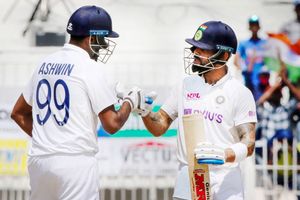 ముగిసిన భారత్ రెండో ఇన్నింగ్స్.. ఇంగ్లండ్‌కు భారీ లక్ష్యం.. మొదలైన వికెట్ల పతనం!