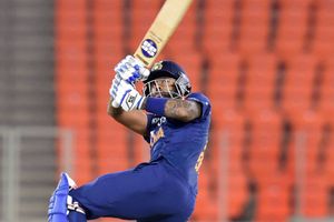 ప్లాన్ ప్రకారమే ఫస్ట్ బాల్‌కు సిక్స్.. వివాదాస్పద రీతిలో ఔటైనందుకు బాధ లేదు: సూర్యకుమార్ యాదవ్