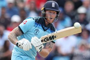 మ్యాచ్‌కు ముందు మహిళల డియోడరెంట్ వాడుతాం: బెన్‌ స్టోక్స్