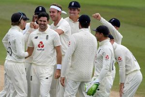 India vs England: రహానే వికెట్‌తో జేమ్స్ అండర్సన్ అరుదైన ఘనత..!
