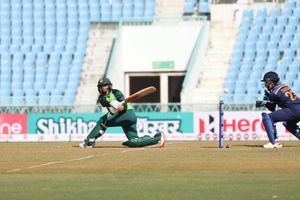 ప్చ్.. ఆఖరి వన్డేలోనూ భారత్ మహిళలకు తప్పని ఓటమి!